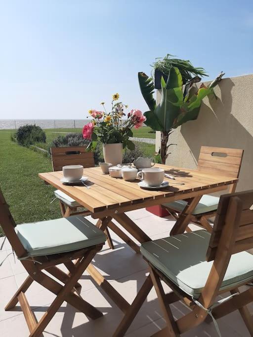 Studio-Terrasse 3* Bord De Mer Chatelaillon Plage Châtelaillon-Plage Exterior foto